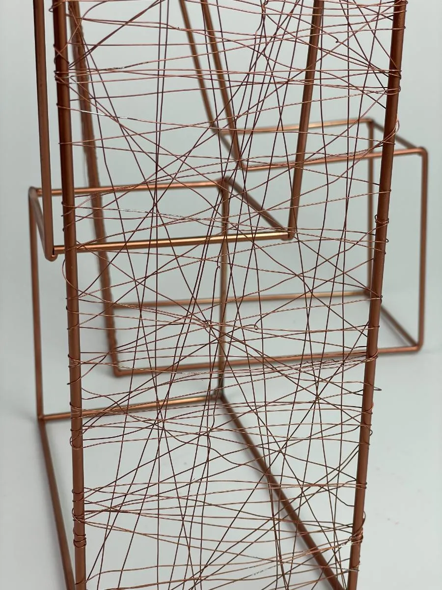 Model in metal. Photo. 