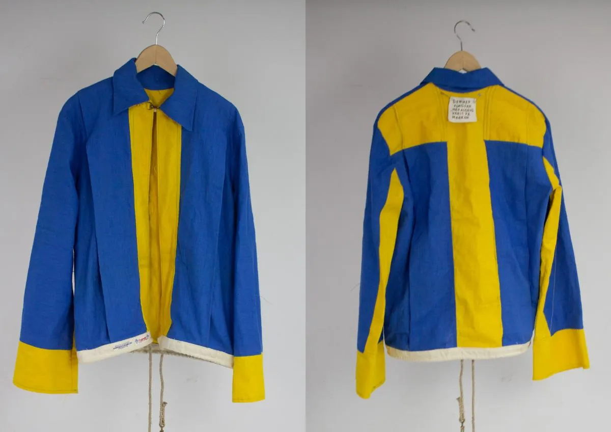 Blue and yellow cotton shirt. Photo. 