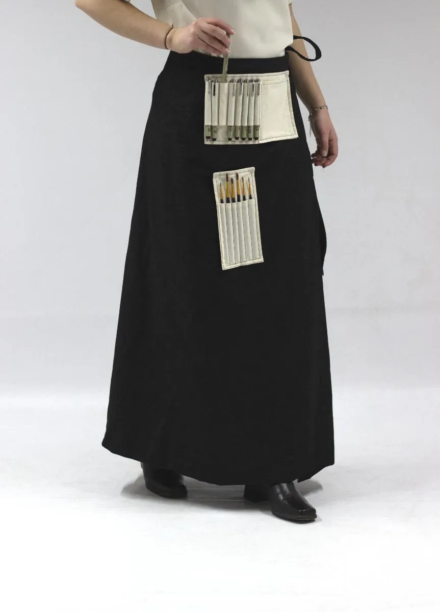 Woman wearing an apron. Photo. 