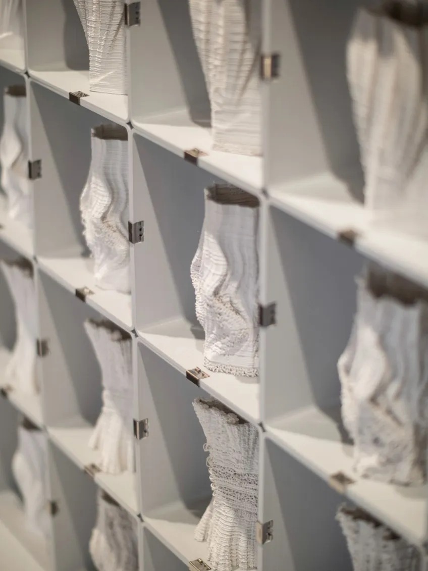 Shelf with 3d printed clay sculptures from the Desires exhibition at Form/Design Center. Photo.